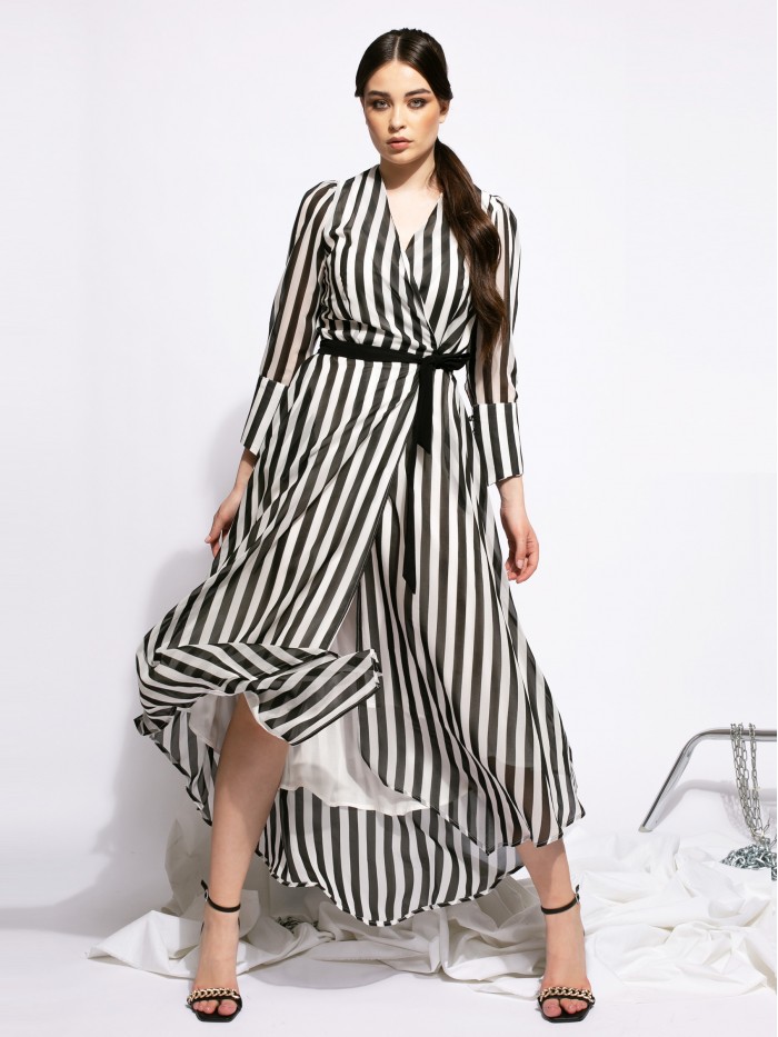Rochie petrecuta in dungi alb negru