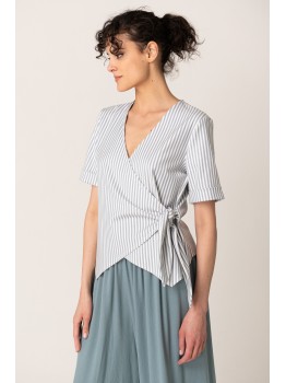 Bluza petrecuta in dungi gri cu alb